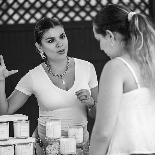 Dos emprendedores en conversación